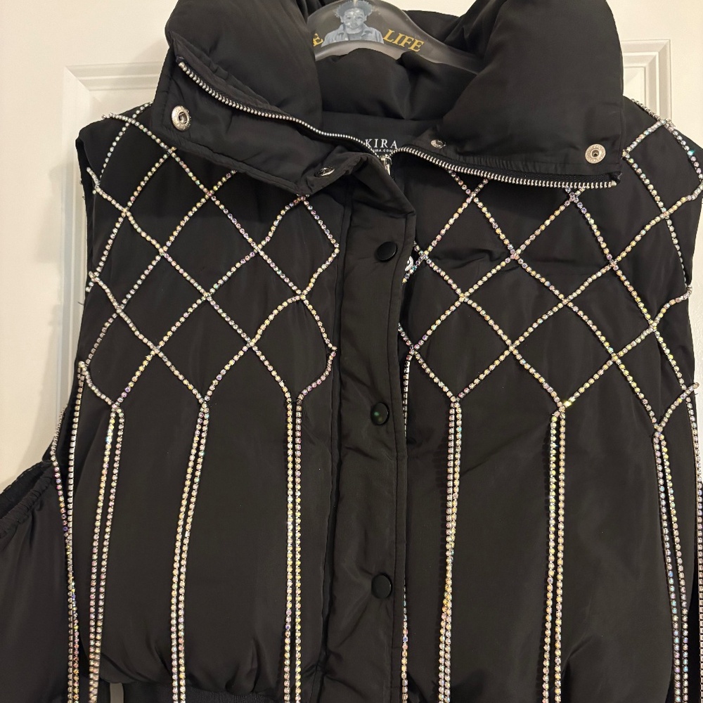AKIRA Black Cold-Shoulder Puffer Coat With Iridescent Rhinestones Size M - Picture 8 of 16